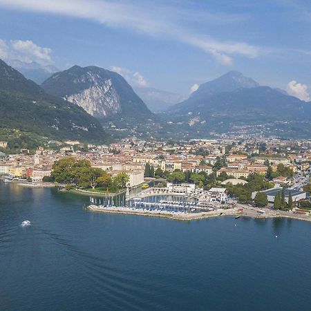 Balcone Sui Tigli Few Min From The Lake - Happy Rentals Riva del Garda Ngoại thất bức ảnh