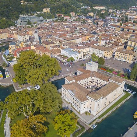 Balcone Sui Tigli Few Min From The Lake - Happy Rentals Riva del Garda Ngoại thất bức ảnh